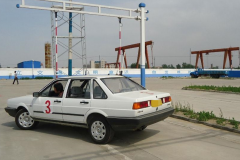 驾照科二比科三难？男子5次没过怀疑人生，找保险公司赔偿还被拒