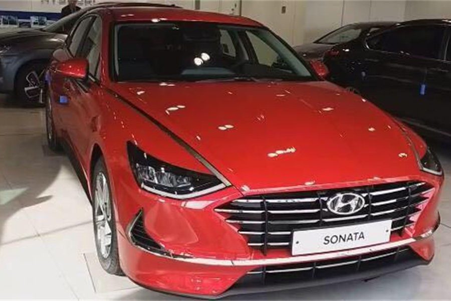 第十代索纳塔实车实拍来了 居然这么有料！今年10月国产上市