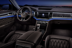 大众总算觉悟了！途昂也降价了比汉兰达良心，配2.5T动力可选国六