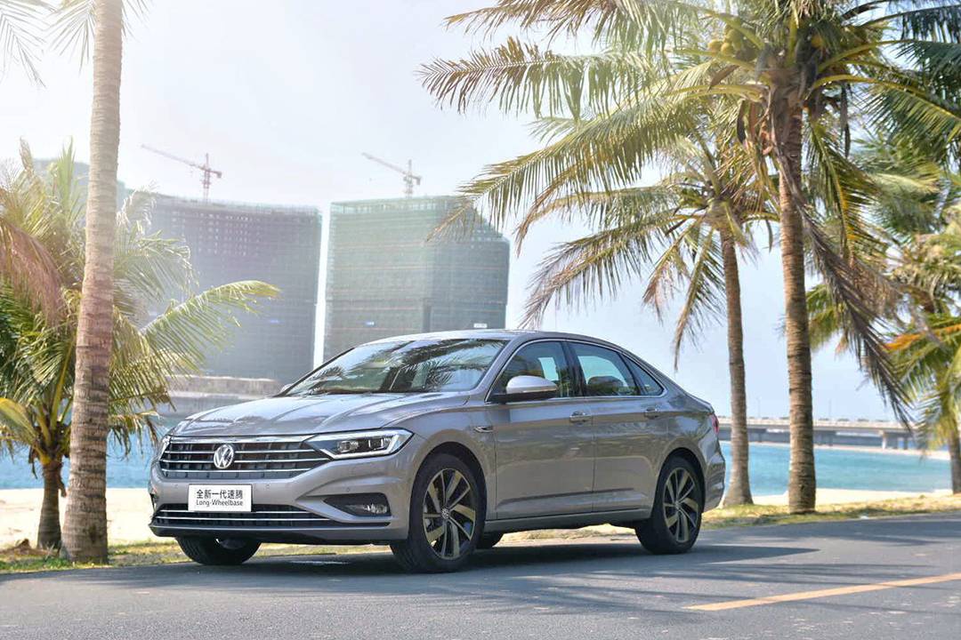 15万预算，买加长的大众速腾，还是超划算的合资B级车？