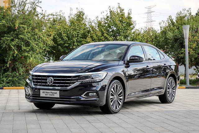 最高降幅6万！开启降价模式的全新帕萨特还值不值得买？