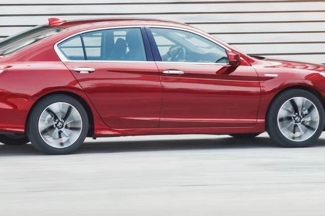 真以为亚洲龙要给凯美瑞下毒手？其实它真正的宿敌是这款本田车！