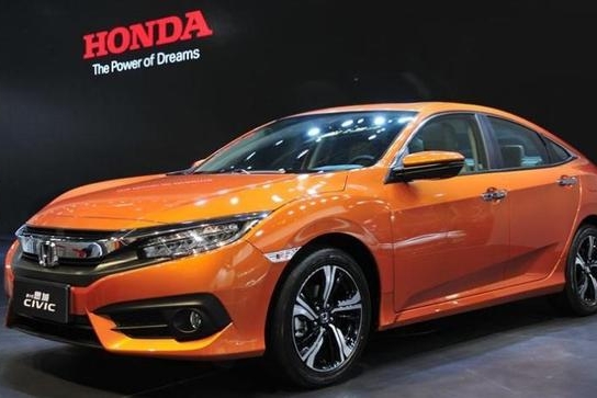 这些家用车才适合年轻人！7秒破百，15万开出性能车的感觉