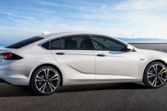 买车时，销售人员说出这4句话，你可以转身离开了