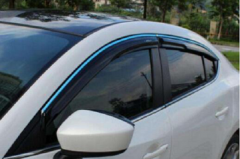 车子后挡风玻璃上有很多条横线，是干啥的？老司机：大有用处