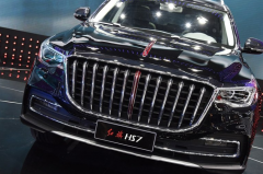 奔驰GLS颤抖吧！红旗HS7轴距3米，自主3.0T动力