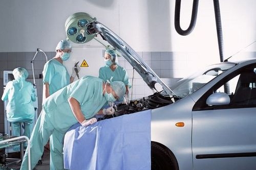 做保养时待在休息区还是跟进车间？老司机的经验，早知道不吃亏