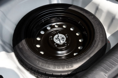 曾经连续十个月两万台的销量，如今官降3万入手8万，油耗仅为6L