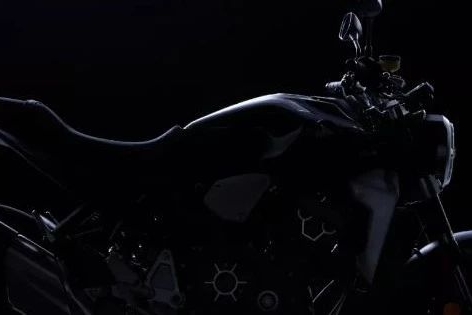 本田运动Cafe街车本月进入中国，是CB1000R还是CB300R？