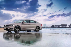 “神车”速腾迎来第四度更新 越级品质引领驾趣升级