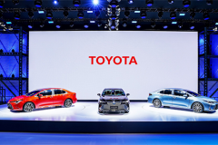 丰田将无偿开放混动车专利、百度年内将投放百辆自动驾驶出租车