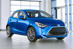 马自达2加丰田致炫，大概就是下面这个样子了！