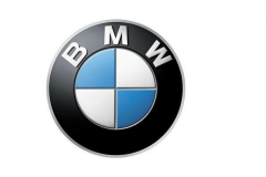 由宝马团队操刀，不足11万比宝马X5亲民，配进口变速箱和宝马动力