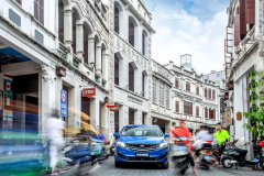 吉利又放一大招，嘉际搅局市场，上市不足一个月订单火爆18000辆