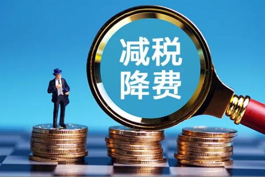 奔驰宝马捷豹路虎林肯纷纷官降，但最终的受益者，却不是消费者？