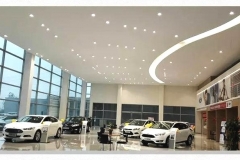 库存预警 卖店求生 车市两极分化经销商首当其冲