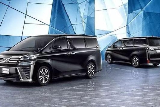 又一“顶级保姆车”，丰田威尔法亮相上海车展，比埃尔法还受欢迎
