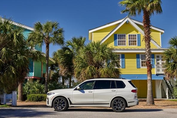 最硬派，最豪华，也最大，SUV市场的搅局者