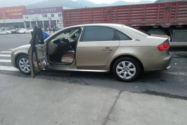 奥迪A4L因水温高而抛锚，修车师傅初步断定，又是通病问题犯了