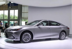 实拍|雷克萨斯ES300h行政版 魅力源自绝不让女人哭？