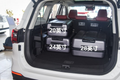 售价动力相当，一个是宝马淘汰一个是奇瑞研发，1.6T到底哪家强？