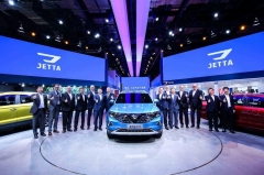JETTA品牌千平米展台独秀 “Yi生态”营销服务体系同步登场