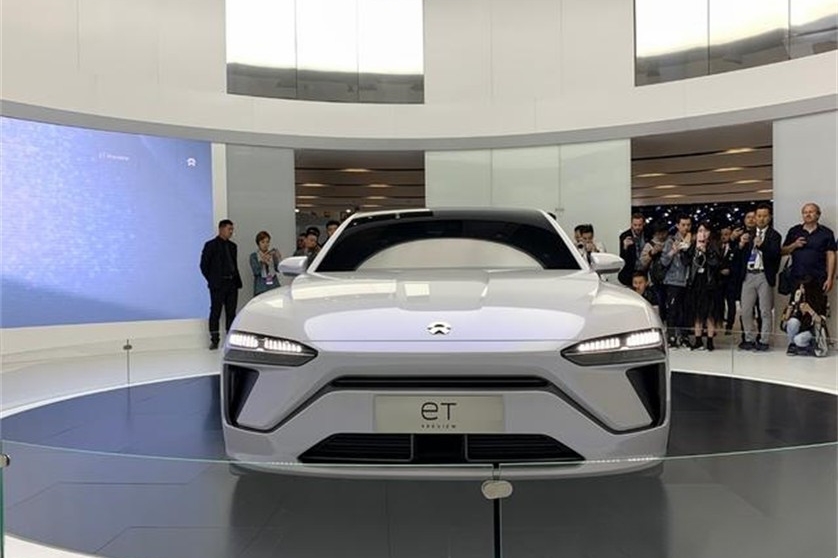蔚来出轿车了！蔚来首款轿车ET7预览版亮相上海车展