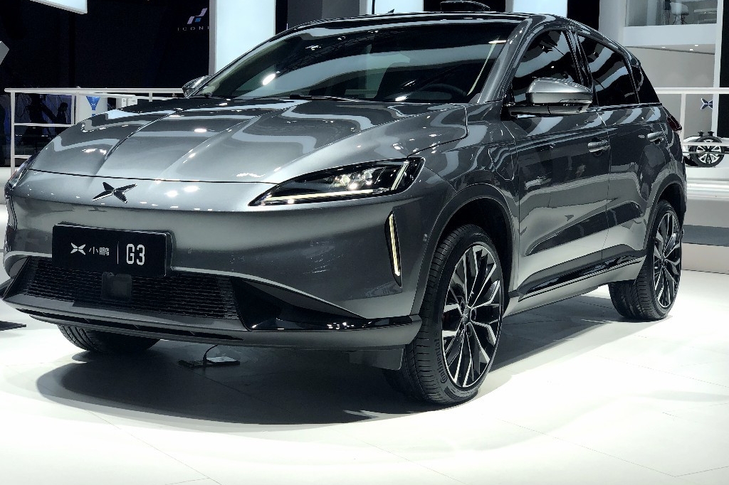 展台实拍|小鹏P7搭L3级自动驾驶 很有科技感 唯一缺点就是价格