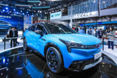 SUV还是超跑傻傻分不清，广汽新能源携Aion LX来袭