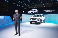为未来更为生活，东风雷诺首款都市纯电SUV亮相2019上海车展