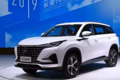 又一款国产SUV升级了，2.0T配爱信8AT，四出大排气布局真霸气