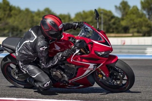 经销商爆光：本田新款CBR650R中量级仿赛将年底国内上市