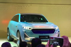 国产高端SUV占据上海车展，红旗领衔！