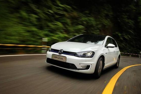 “超车看车头，会车看车尾”，怎么操作？10人中9人做错了