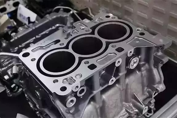 三缸机不好卖？这几款车用实力告诉你不存在的事，月均销量过万！