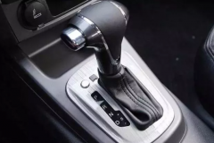 自动挡车在什么情况下挂S挡，什么情况下挂L挡？新手可能不太明白