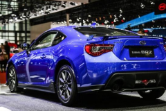 终于实现跑车梦，斯巴鲁小钢炮总算回归了，四缸机爆出205扭矩