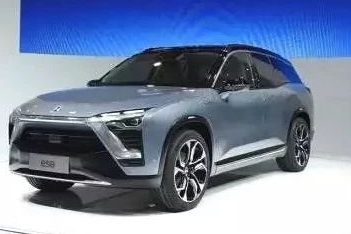 都是SUV“超跑”，30万级和50万级差在哪儿，理想ONE对比蔚来ES8看个究竟