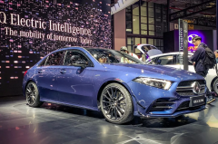 三十岁前，你还缺这样一辆真正的小钢炮