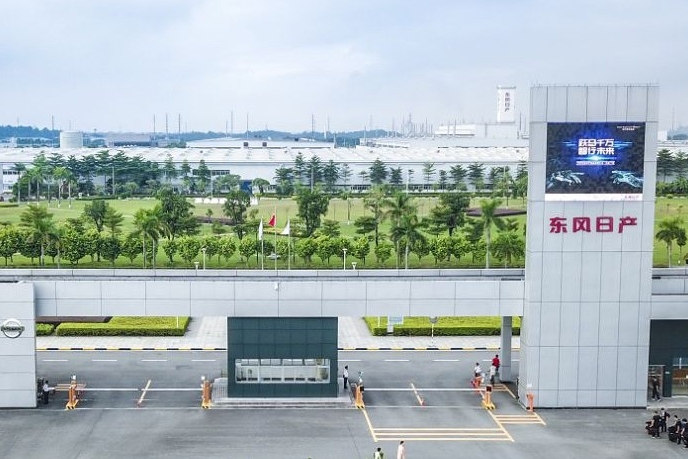 聚焦 | 还在坐机盖上哭？东风日产“三包”升级7天直接包换！