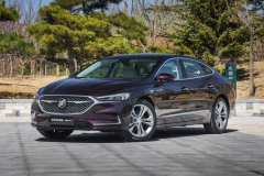 不容小觑的美式豪华，君越中期改款更大更奢华