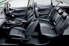 全面超越五菱宏光，2019加长版飞度终于来了，油耗3L空间1141L