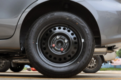 这台MPV真的很耐造，油耗4.8升比捷达省油，轮胎更耐磨