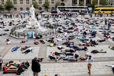 “反抗灭绝”组织如何为德国车企节能减排施加压力？丨汽车预言家