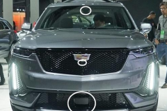 众泰要火了，XT6和T700居然撞脸，这回凯迪拉克太尴尬了