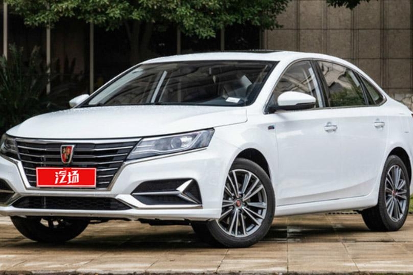 年轻人的新欢，十万预算，颜值高关键配置还丰富，还看啥朗逸轩逸