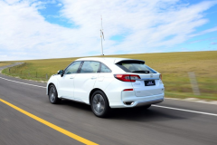 本田家族的花旦SUV，座椅放倒后堪比五菱，狂输272马力配四驱