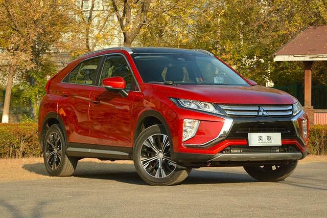 高性价比合资SUV！操控好，过弯稳，动力强，12万出头就能买