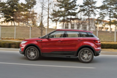 陆风终于翻身了，月销过万比原版路虎还厉害，扭矩甩出250