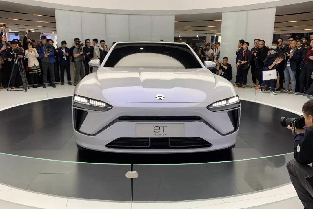 从已经落幕的上海车展  看到中国新能源的岔路口